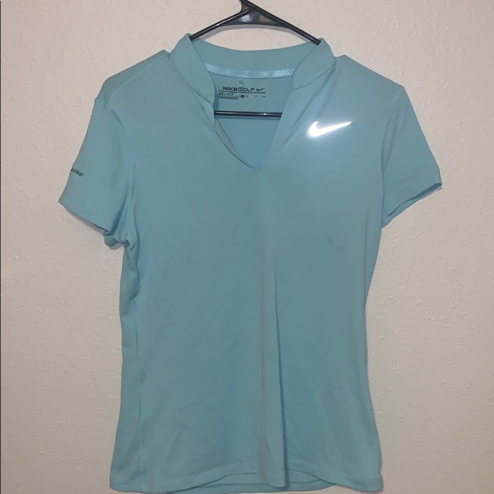 Nike top